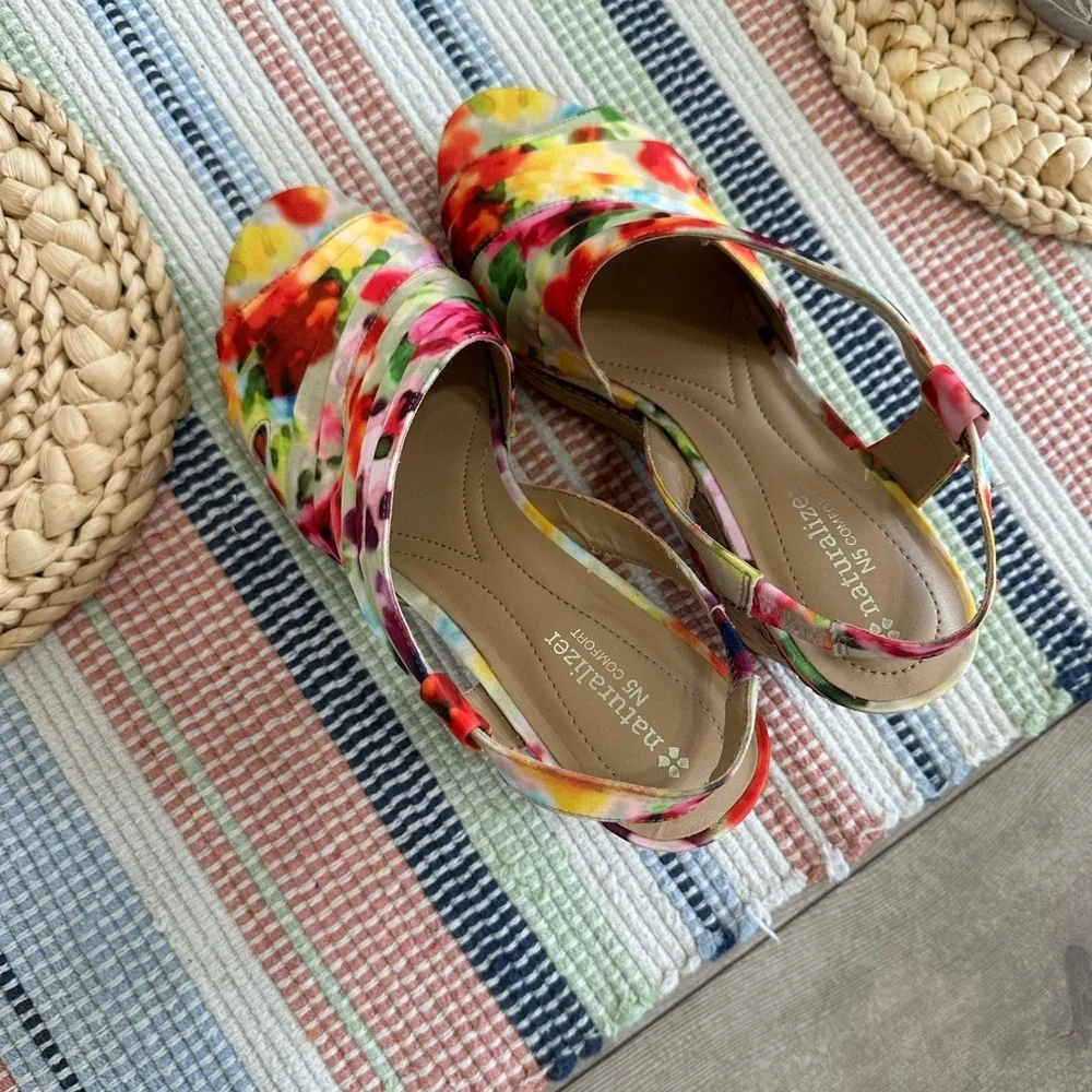 Naturalizer Lulianna Floral Ankle Strap Wedge Sandal Heel Shoes Size 8 1/2W